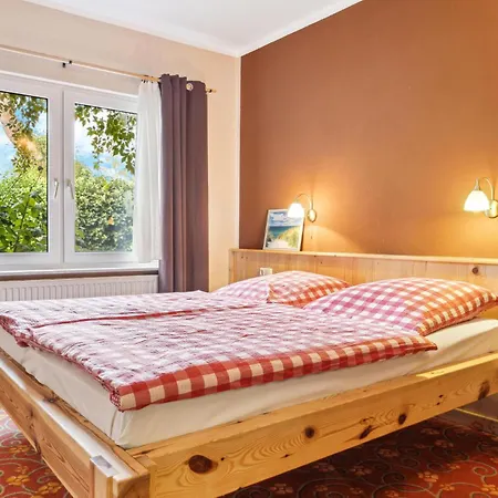 Appartement 1 Bedroom Lovely In Moenchgut